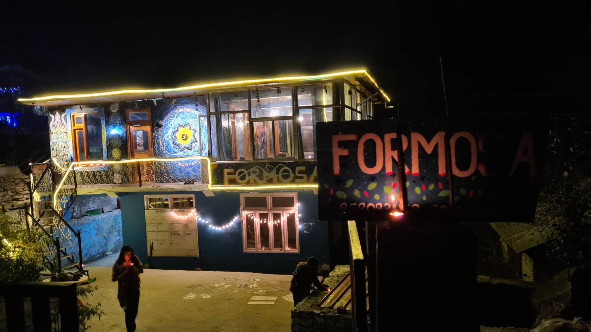 Formosa Hostel & Cafe Касоль Экстерьер фото